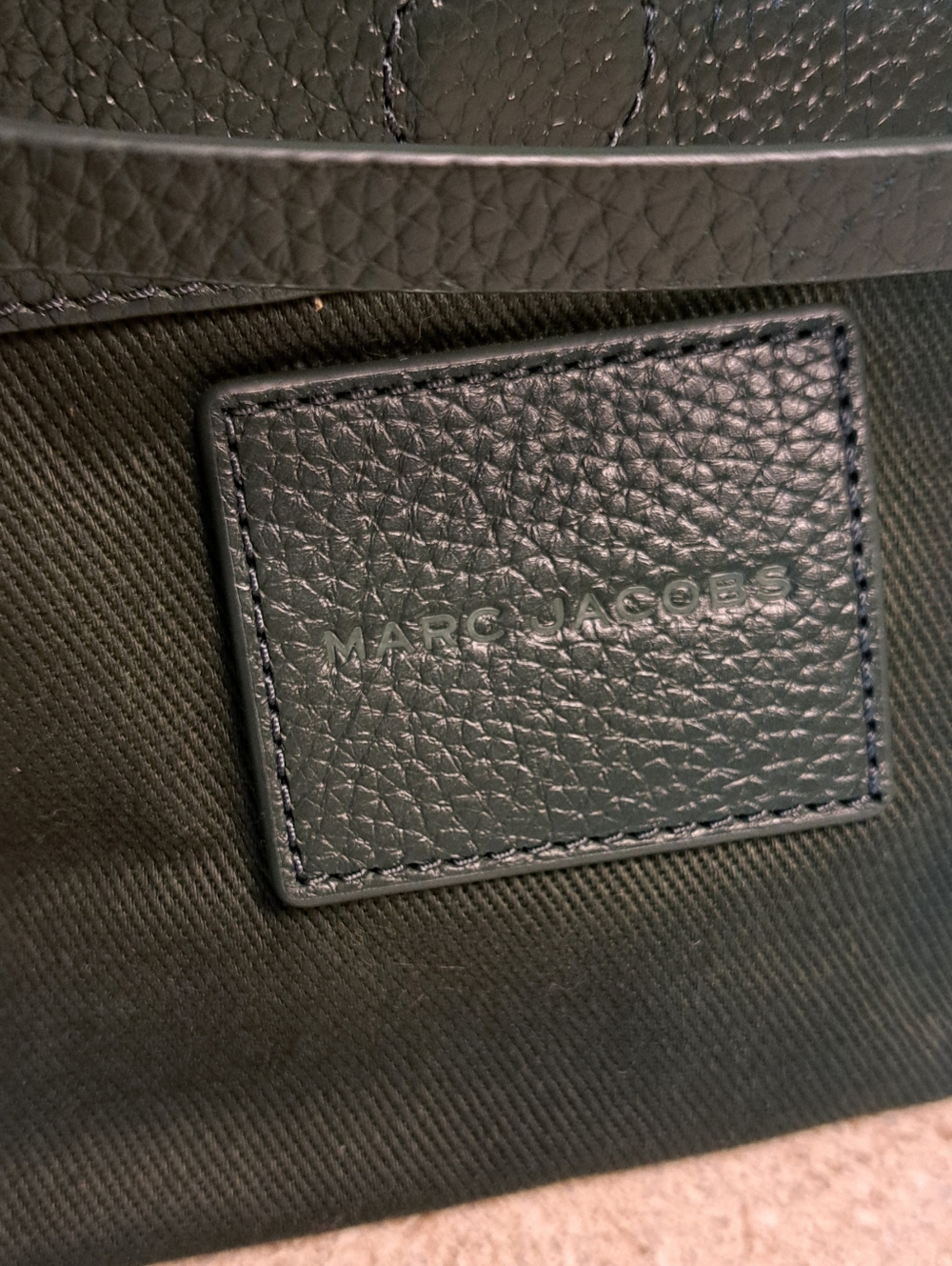 Marc Jacobs Pouch - Picture 10 of 10